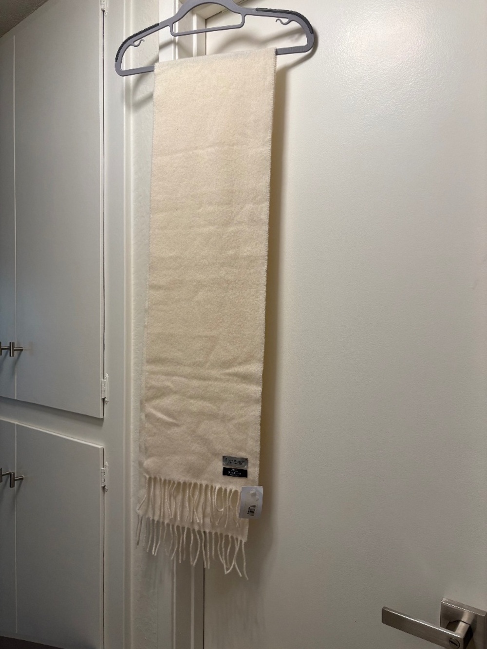 NWT Royal Speyside 100% wool scarf - cream colored